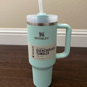 Stanley 40oz Quencher Tumbler - Mint